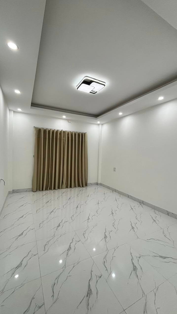 Siêu phẩm Quang Tiến Đại Mỗ: Nhà 5 Tầng, Oto Đỗ, Giá 5 Tỷ 75