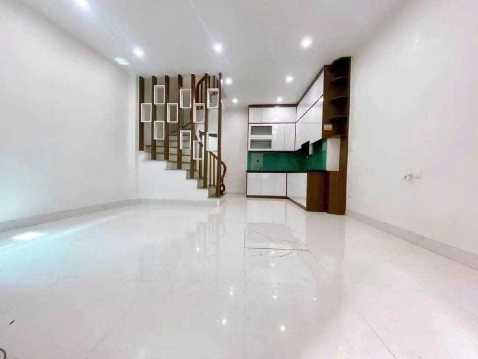 Nhà Tây Mỗ 5 Tầng, Oto Đỗ Cửa, Gần Hồ Điều Hòa - Giá 4 tỷ+