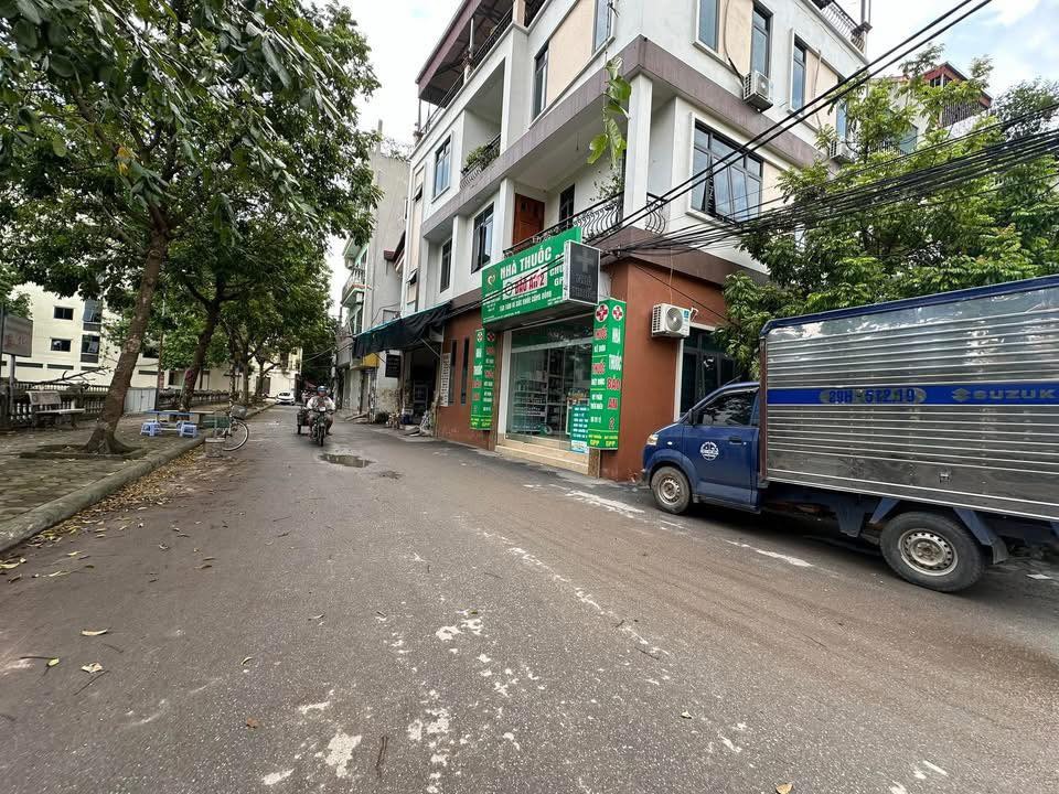 Nhà Tây Mỗ 5 Tầng, Oto Đỗ Cửa, Gần Hồ Điều Hòa - Giá 4 tỷ+