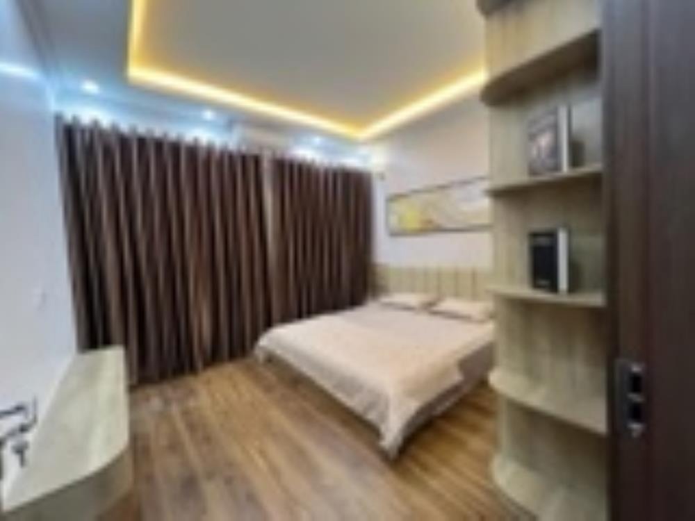 Vạn Phúc Hà Đông: Nhà 5 Tầng, Mặt Ngõ Ô Tô, Giá 6 Tỷ