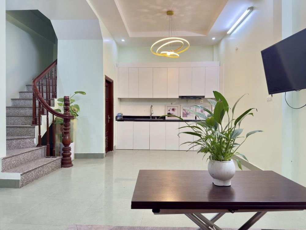 Nhà phố Vạn Phúc Hà Đông: 38m²*4 tầng, Mặt tiền 5m, Giá 7.9 tỷ