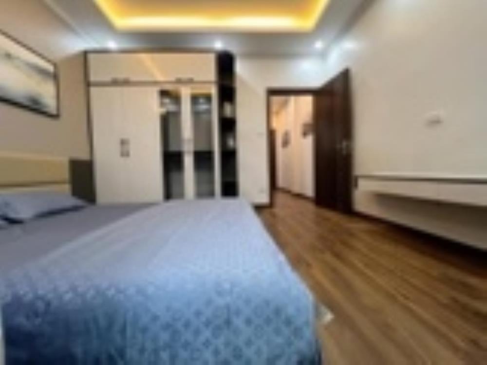 Vạn Phúc Hà Đông: Nhà 5 Tầng, Mặt Ngõ Ô Tô, Giá 6 Tỷ