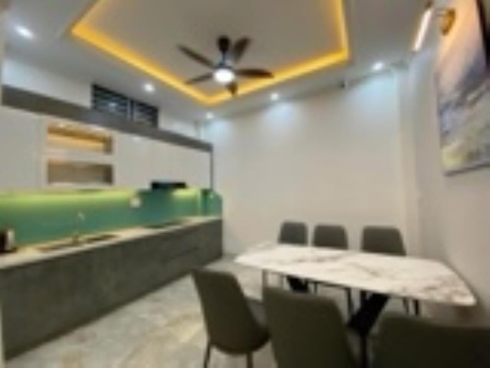 Vạn Phúc Hà Đông: Nhà 5 Tầng, Mặt Ngõ Ô Tô, Giá 6 Tỷ