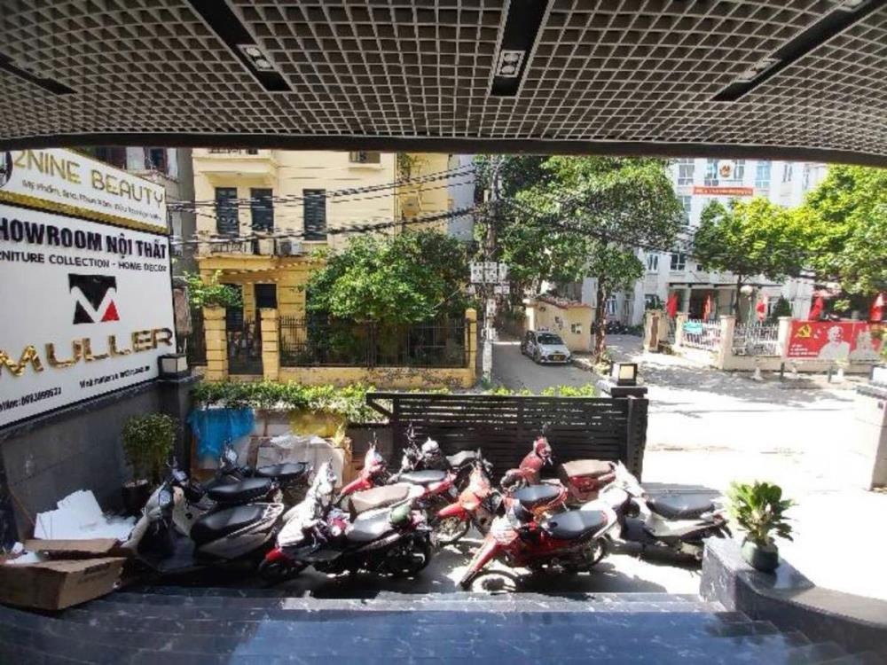 Siêu phẩm Building Phố Võng Thị 220m² 8 Tầng Mặt Tiền 13m - Giá 110 Tỷ