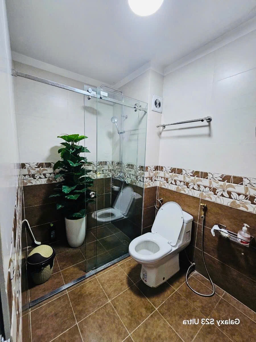 Bán nhà đẹp DNG Nguyễn Chí Thanh, Đống Đa - 45m2, 6 tầng, MT 4.1m, Giá 17 tỷ