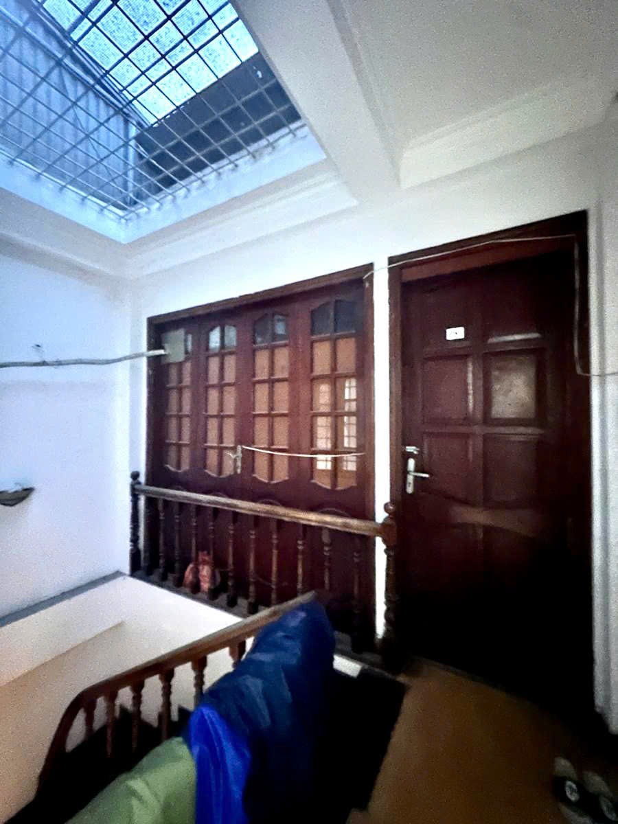 Bán Nhà Phố Đống Đa - 41m2, 5 Tầng, Mặt Tiền 4.1m - Giá 18 tỷ