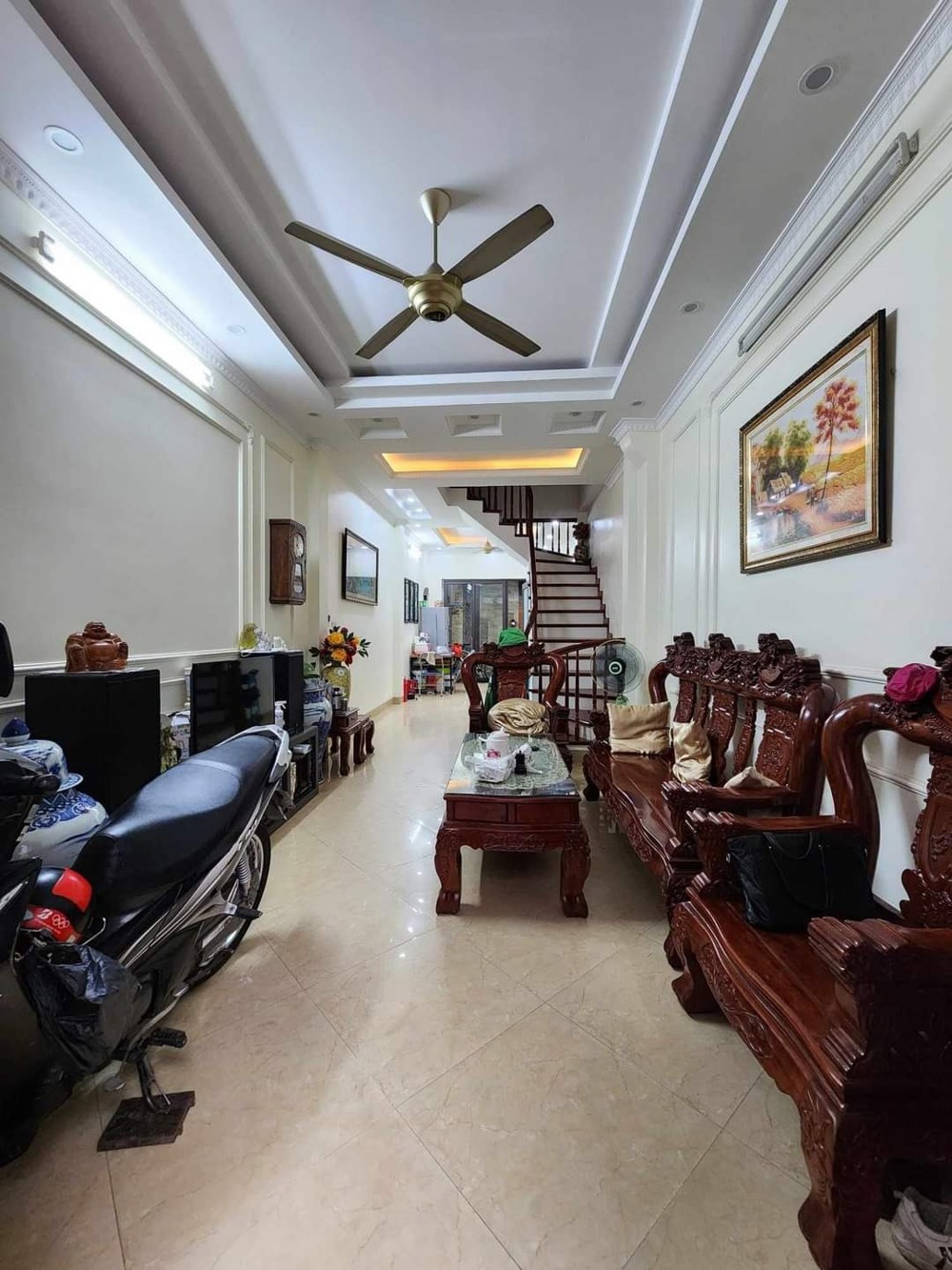 Lô Góc Hiếm Họa Mặt Tiền 75m2, Ô Tô Đỗ Cửa - Vị Trí Đắc Địa