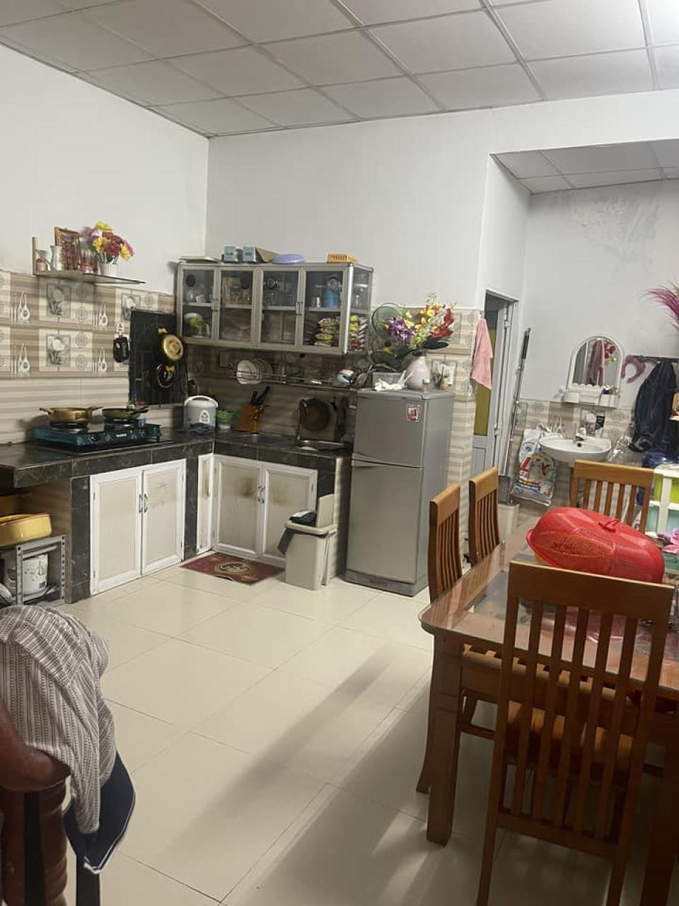 Nhà Nguyễn Tư Giản, 75m2, 4x19m - Giá 5.8 tỷ (TL)