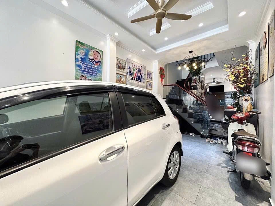 Bán nhà Tô Hiệu, Hà Đông: 8 tỷ, Gara, Ô Tô Vào, Ngõ Thông