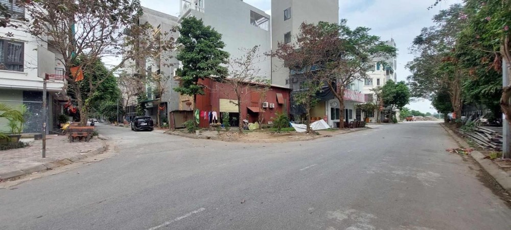 Đấu giá Mậu Lương MT5M: Vị trí đẹp, tiện kinh doanh, có hầm ô tô