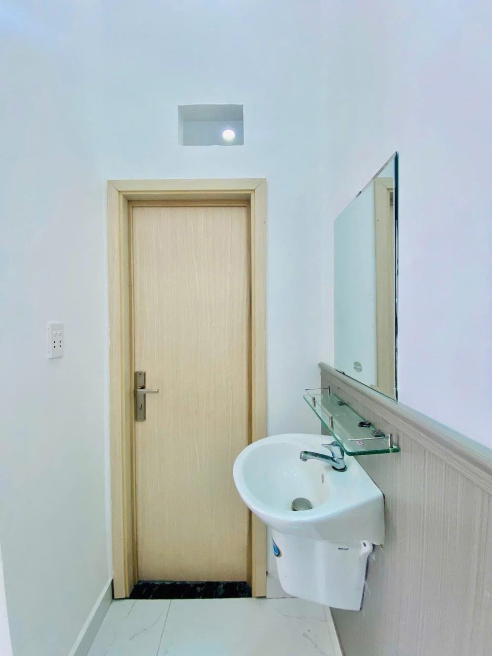 Nhà Đẹp Hóc Môn Gần Chợ, KCN Giá 715tr - Hỗ Trợ Vay Thế Nhanh