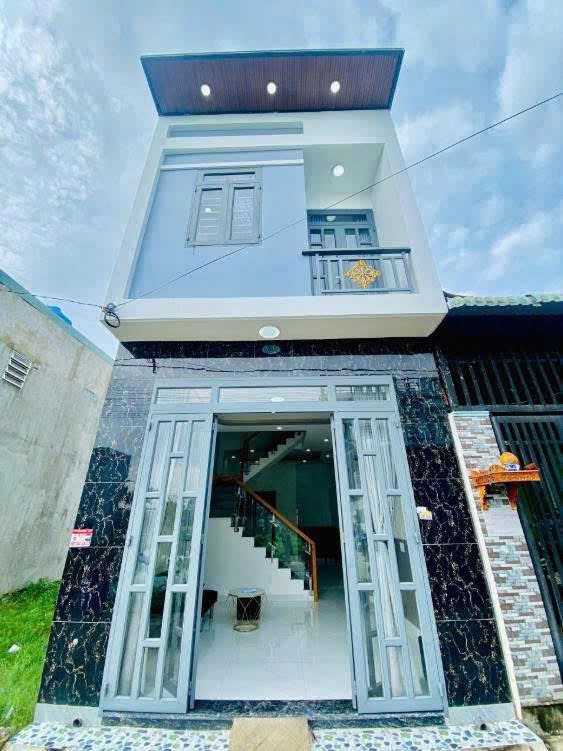 Nhà Đẹp Hóc Môn Gần Chợ, KCN Giá 715tr - Hỗ Trợ Vay Thế Nhanh