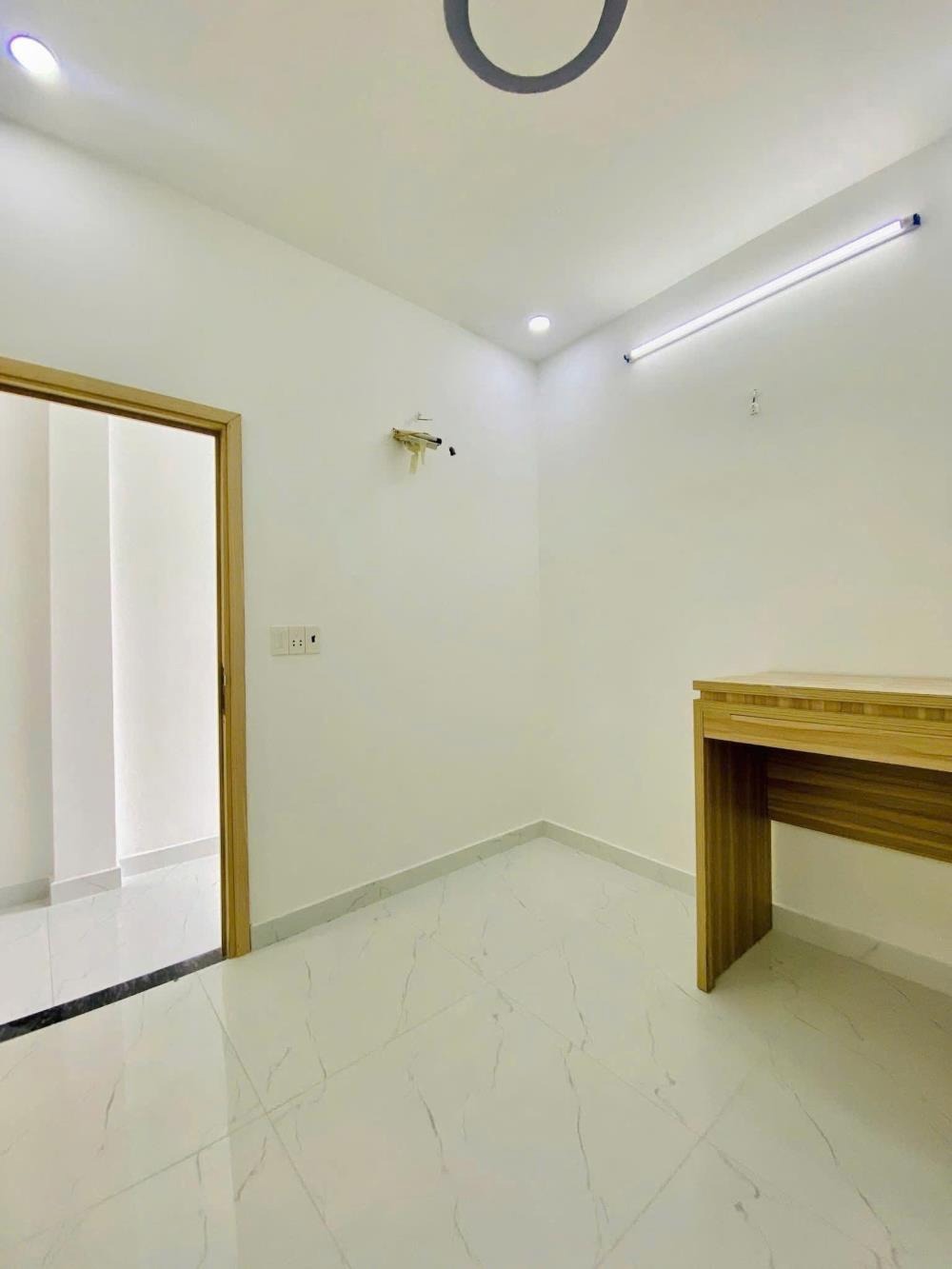 Nhà Đẹp Hóc Môn Gần Chợ, KCN Giá 715tr - Hỗ Trợ Vay Thế Nhanh