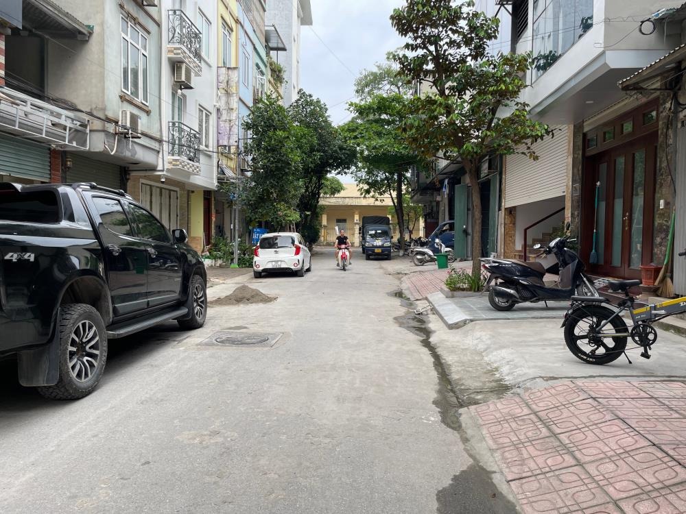 Bán nhà phân lô Bắc Từ Liêm - Vỉa hè, Ô tô tránh, Kinh doanh - Giá Tốt