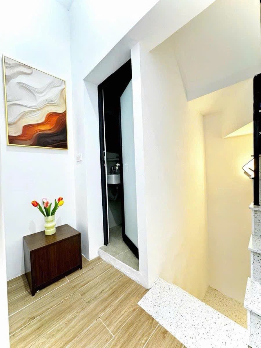 Siêu hiếm - Lô góc 2 mặt thoáng - Hơn 50m2 - Full nội thất - Sổ đỏ chính chủ