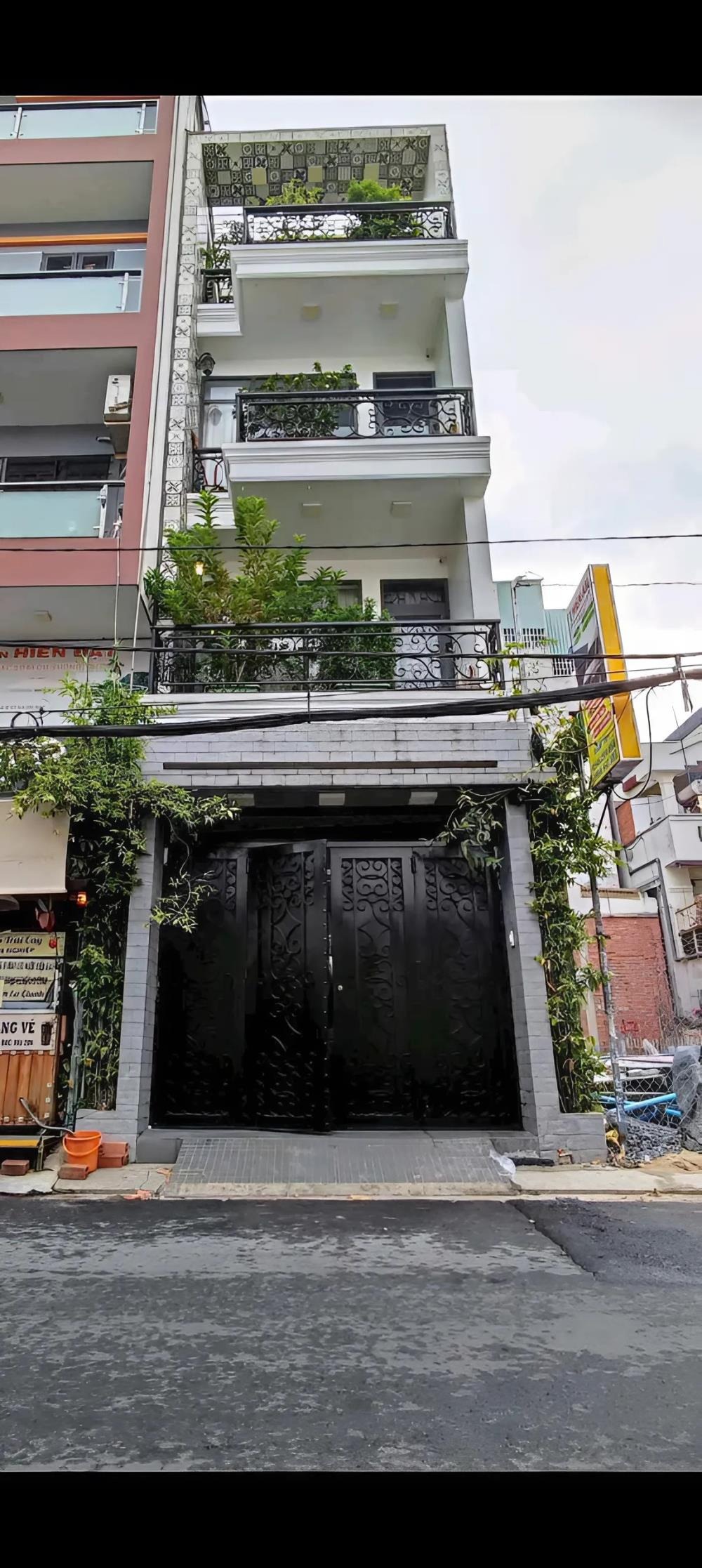 Bán Nhà Hóc Môn 1 Trệt 3 Lầu - 90m2 - SHR - Giá Tốt