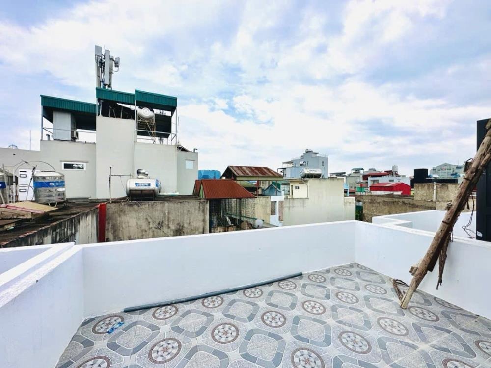 Bán nhà Đống Đa 6 tầng thang máy, 39m², 9.8 tỷ - Vị trí đẹp, tiện ích đầy đủ