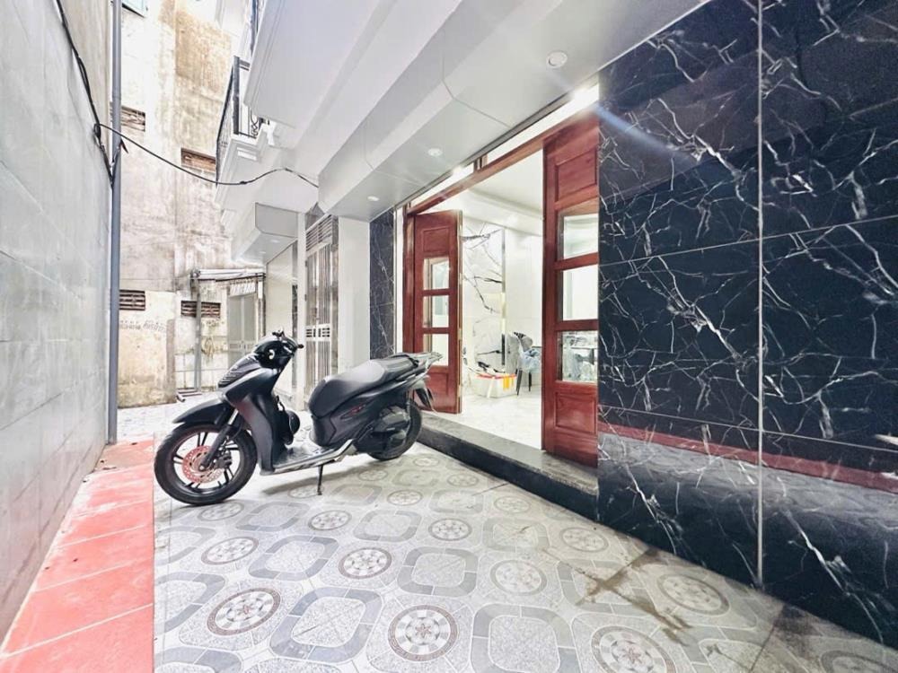 Bán nhà Đống Đa 6 tầng thang máy, 39m², 9.8 tỷ - Vị trí đẹp, tiện ích đầy đủ