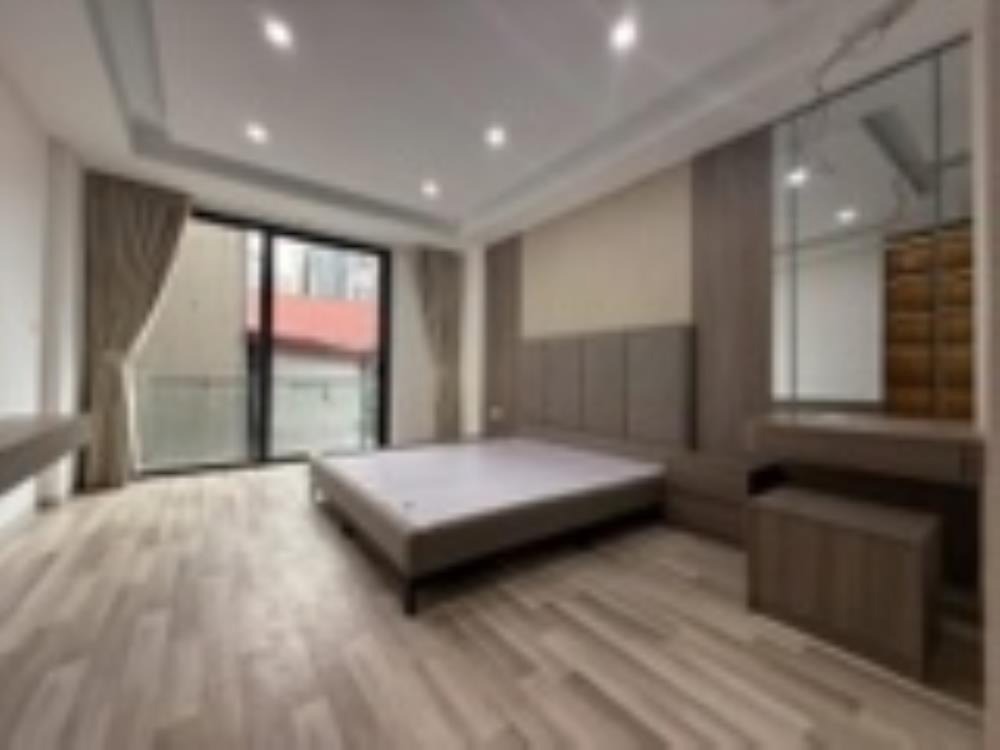 Nhà Phố Ngô Quyền Hà Đông: 5 Tầng, Thang Máy, 20m Ra Mặt Phố - Giá Chỉ 12 Tỷ