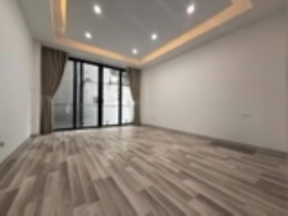 Nhà Phố Ngô Quyền Hà Đông: 5 Tầng, Thang Máy, 20m Ra Mặt Phố - Giá Chỉ 12 Tỷ