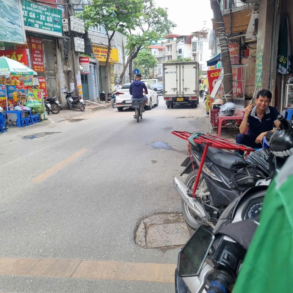 Siêu phẩm mặt phố Hoàng Mai: Nhà 45m2 x 2 tầng, ô tô tránh, kinh doanh đỉnh cao