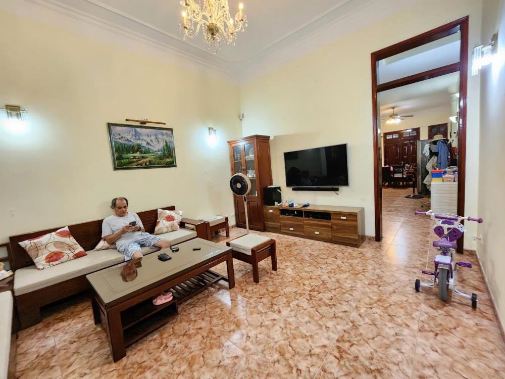 Nhà Đẹp Đống Đa - 77m2 - 21 tỷ - Ô tô vào nhà - Kinh doanh