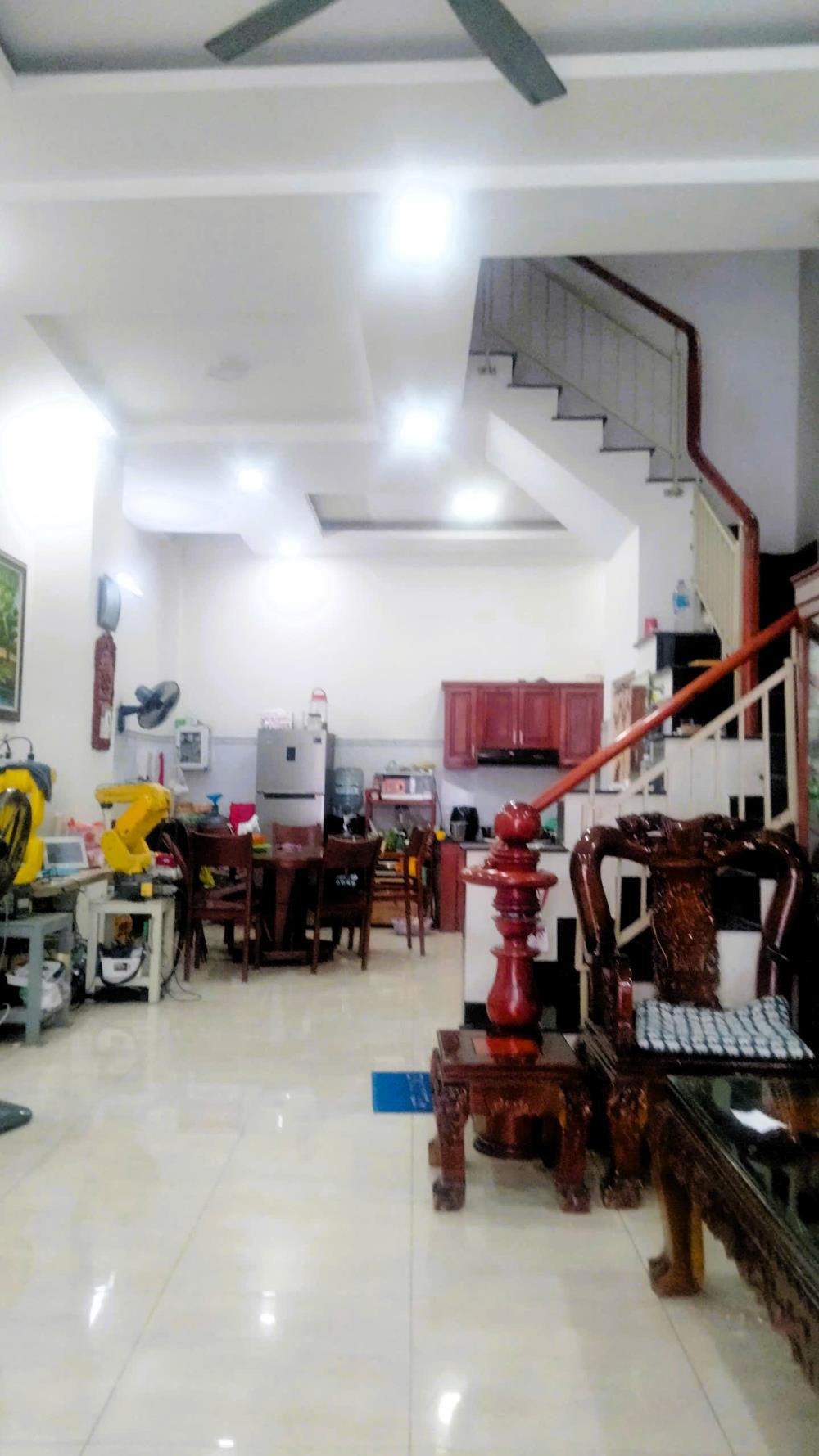 Bán nhà 3 phòng ngủ, đường 52 Hiệp Bình Chánh - Vị trí đẹp, gần chợ, giá 7 tỷ