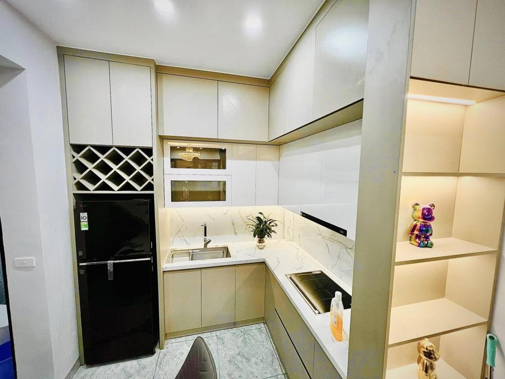 Bán nhà phố Ngô Quyền, Hà Đông - 43m2 x 5 tầng - 9 tỷ - Full nội thất - Vị trí đẹp