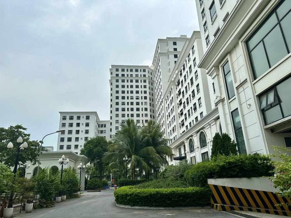 Cần Bán Căn Hộ 2PN Eco City Việt Hưng - Full Nội Thất, Giá 3.9 Tỷ
