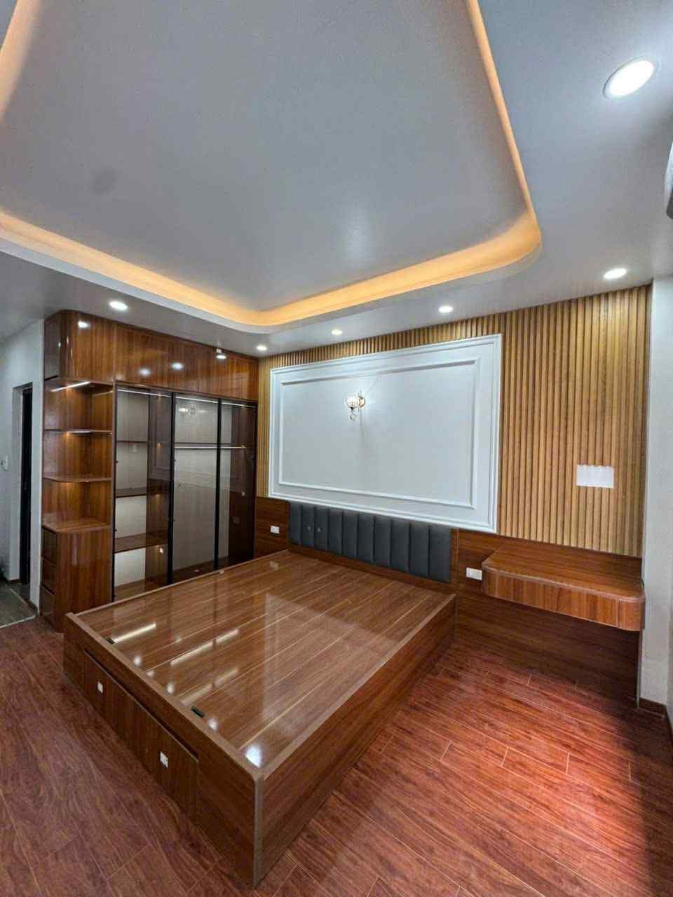 Bán nhà 6 tầng, có thang máy, ô tô vào tận cửa - Bắc Từ Liêm
