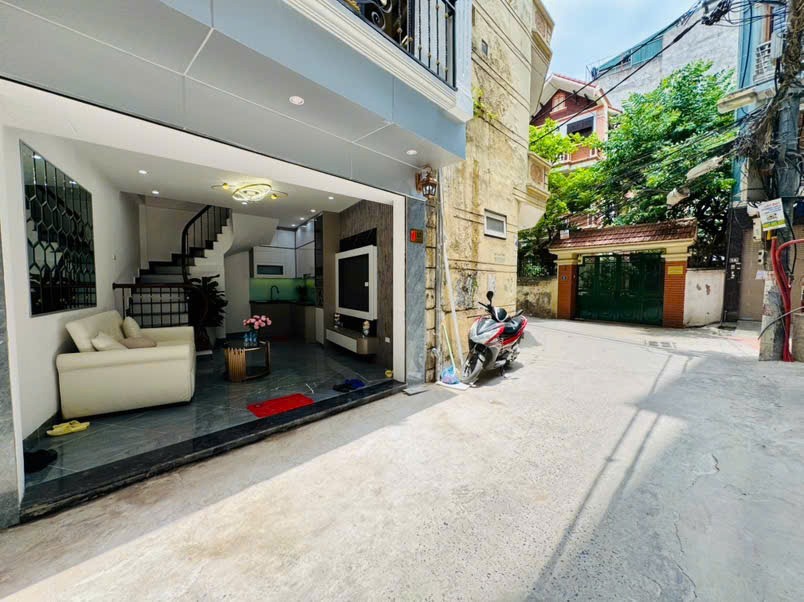 Siêu phẩm nhà phố Hoàng Mai - Giáp Ranh Thanh Xuân | Ô tô vào tận cửa