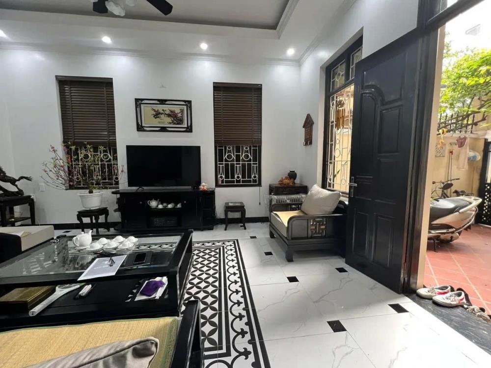 Lô Góc Giáp Nhị 85m2, 4 Tầng Full Nội Thất, Ô Tô Đỗ Cửa, Giá Tốt