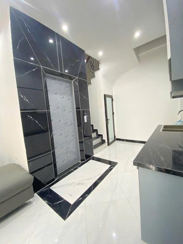 Nhà 6 Tầng, Thang Máy, Nội Thất Cao Cấp - Khương Đình, Giá 8.2 Tỷ
