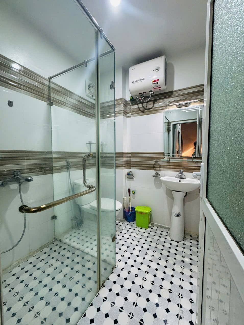 Vip Xã Đàn - 46m2 x 6 Tầng - Thang Máy - Full Nội Thất - 50m Ra Mặt Phố - Giá Chỉ 9 Tỷ