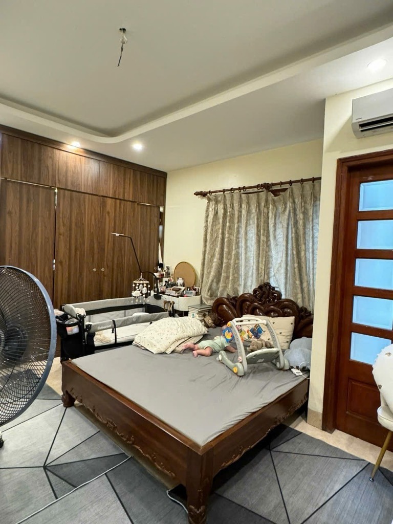 Nhà đẹp thổ cư Đống Đa - Ngõ rộng 40m ô tô, 5 tầng, giá tốt