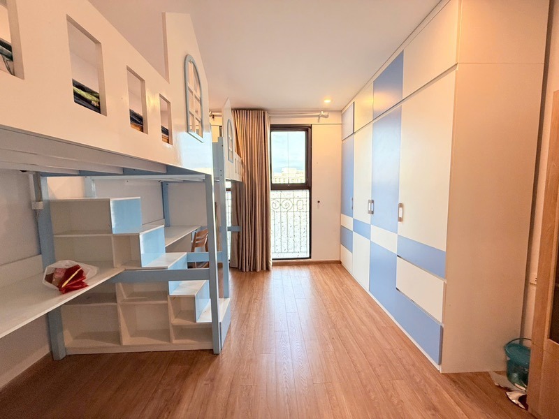 Bán Căn Hộ The Emerald Mễ Trì: 3PN, 107m2, Giá 8.5 Tỷ - Vị Trí Vàng