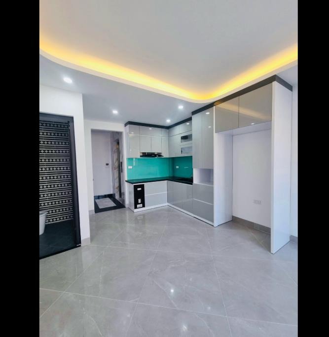 Bán Gấp Nhà Lê Trọng Tấn - Phân Lô, Thang Máy, 3 Mặt Thoáng