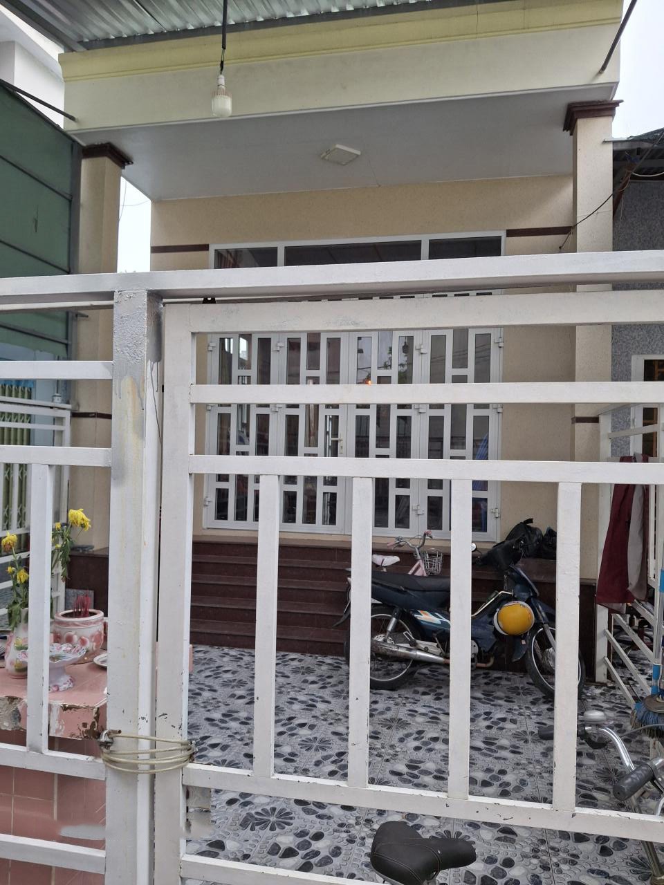 Nhà Nở Hậu Q7 - 161m2, 4.6x21m, 8.x tỷ - Vị Trí Đắc Địa