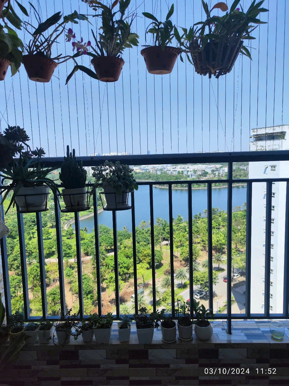 Căn Góc 76m2 View Hồ - Giá 2.7x Tỷ - Vị Trí Đắc Địa Tại Khu Đô Thị