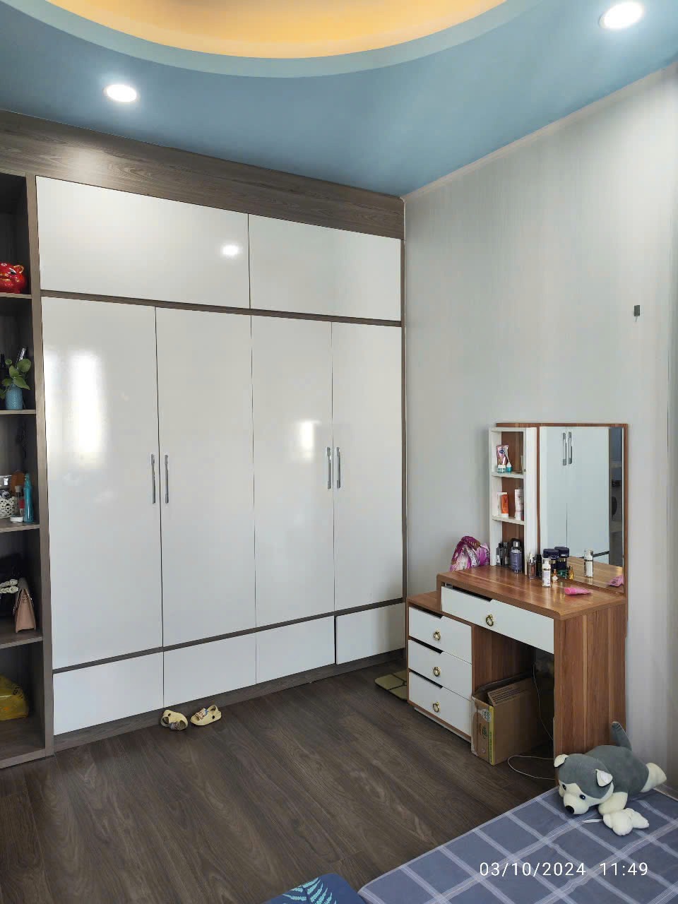 Căn Góc 76m2 View Hồ - Giá 2.7x Tỷ - Vị Trí Đắc Địa Tại Khu Đô Thị