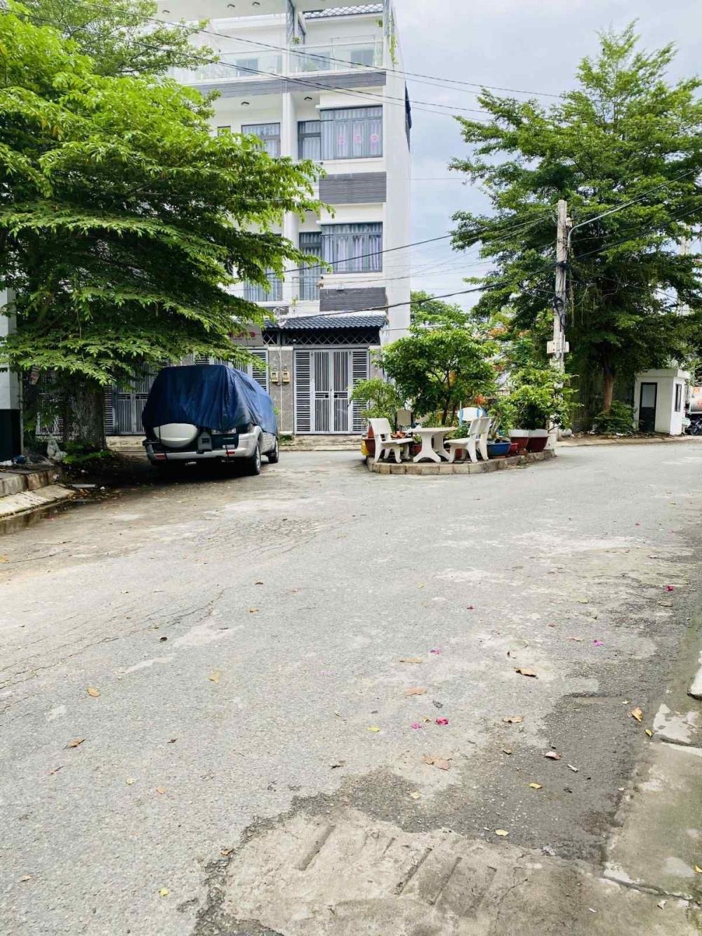 Biệt Thự Mini Kiến Trúc Châu Âu Đẳng Cấp - Ngủ Trong Xe Hơi Tại Quận 7