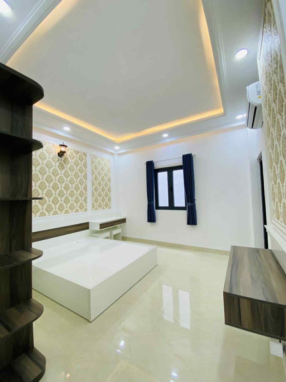 Biệt Thự Mini Kiến Trúc Châu Âu Đẳng Cấp - Ngủ Trong Xe Hơi Tại Quận 7