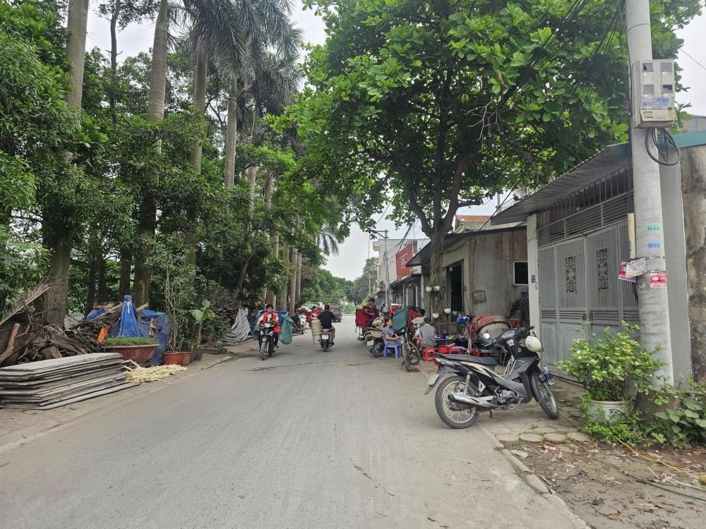 Bán Đất Cống Thôn Yên Viên Gia Lâm 100m2 Mặt Tiền 5m - Đầu Tư Sinh Lời