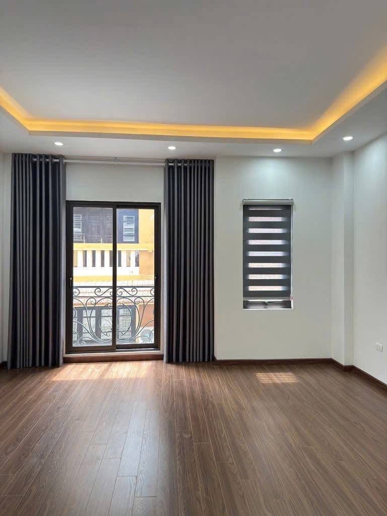 Nhà Hồ Tùng Mậu - Bắc Từ Liêm: 38m2, Mặt Tiền 5m, Giá 7.85 Tỷ - Lô Góc 2 Mặt Ngõ