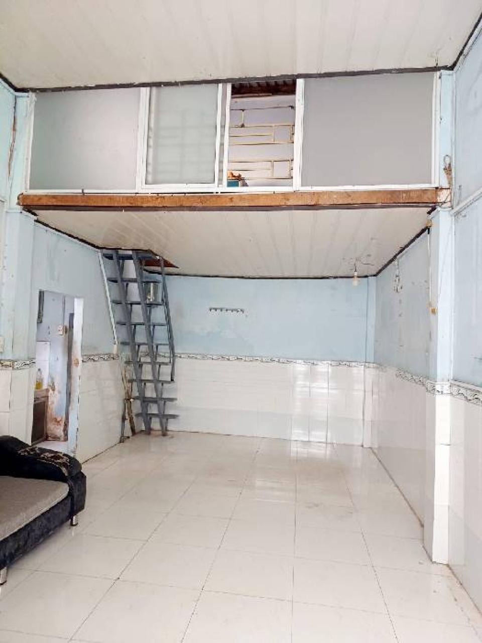 Nhà Nở Hậu Lê Đức Thọ, 28m2, Giá 2.3 Tỷ - Vị Trí Đắc Địa