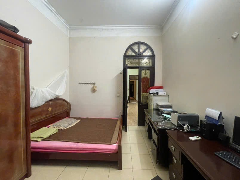 Bán nhà Ngô Gia Tự - Long Biên 95m², 4 tầng, MT 4m, 22.5 tỷ