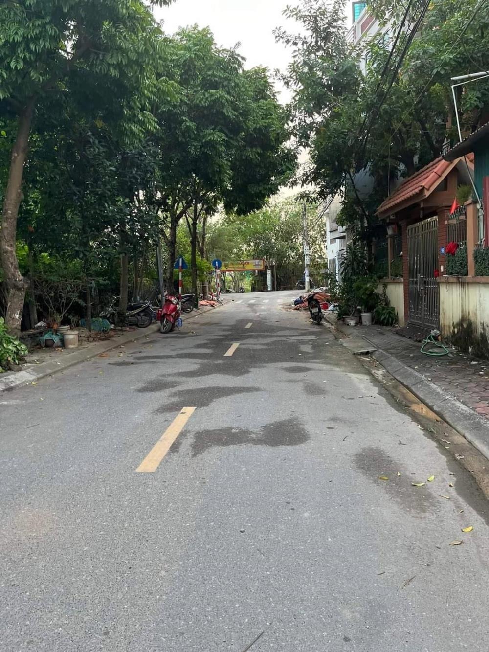 Hoàng Liên 56m² Đất Ô Tô Qua Nhà, 7.6 Tỷ Bắc Từ Liêm