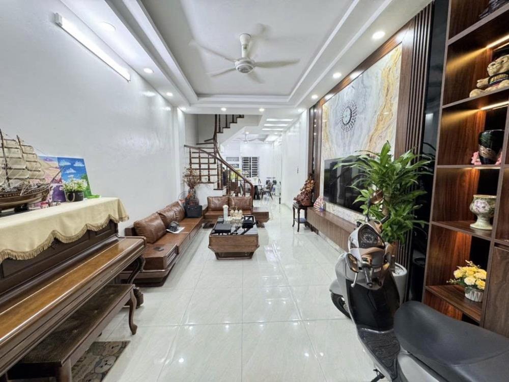 Bán nhà phân lô Kim Đồng, Hoàng Mai - 51m2, 4 tầng, Full Nội Thất, Oto Đỗ Cửa