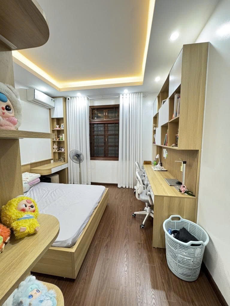 Bán nhà phân lô Kim Đồng, Hoàng Mai - 51m2, 4 tầng, Full Nội Thất, Oto Đỗ Cửa