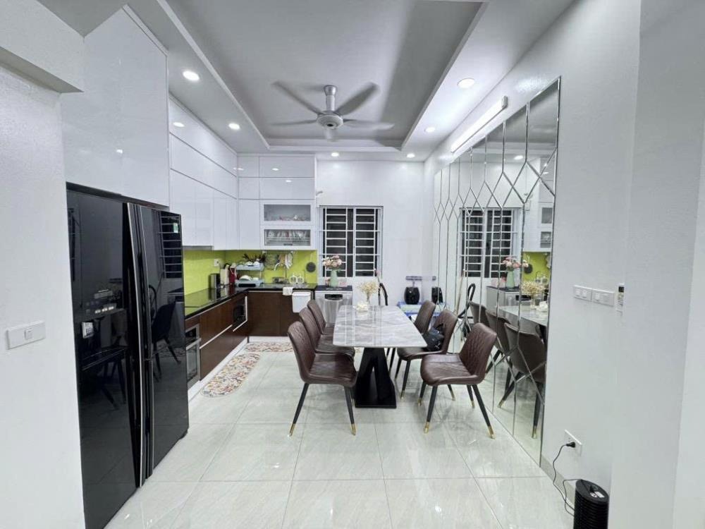 Bán nhà phân lô Kim Đồng, Hoàng Mai - 51m2, 4 tầng, Full Nội Thất, Oto Đỗ Cửa